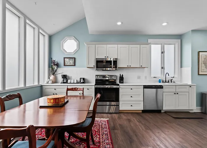The Audrey - Apartment *